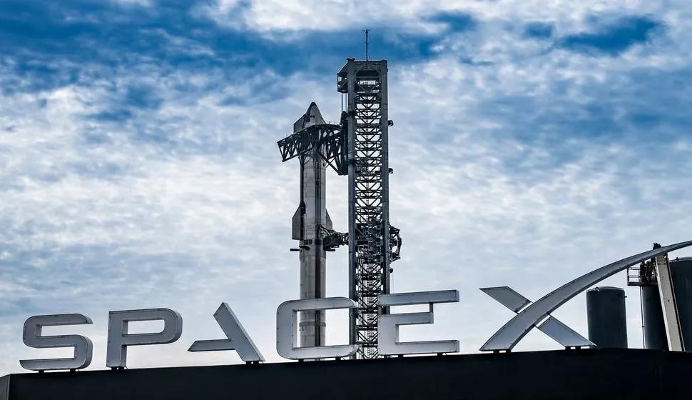SpaceX内部文件曝光：员工持股回购条款引争议