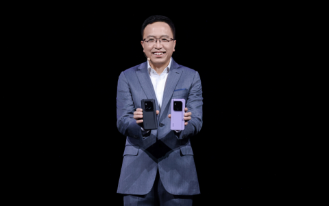 荣耀全新AI战略引领行业创新，荣耀Magic6系列旗舰新品发布