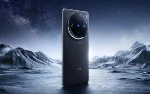 vivo X100百倍变焦功能惊艳亮相 引领手机摄影新风尚