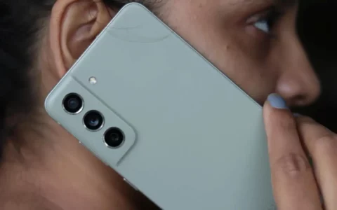 三星Galaxy S21 FE全球范围获2024年3月安全更新，强化设备安全性能