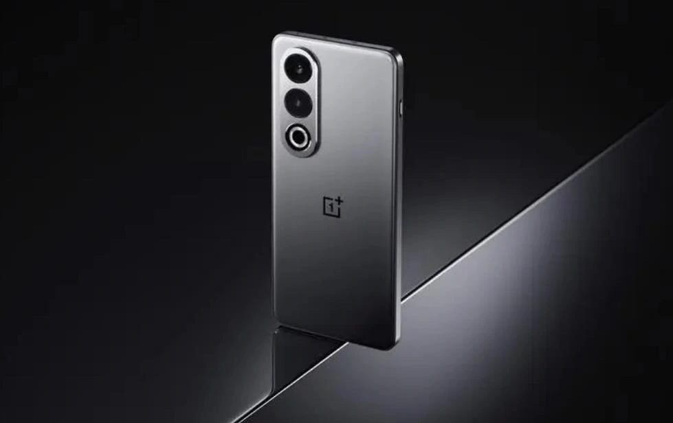 一加OnePlus Ace 3V手机维修备件价格公布：屏幕组件650元起