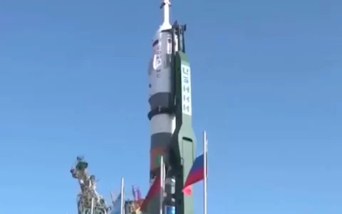 俄罗斯“联盟号MS-25”载人飞船成功对接国际空间站
