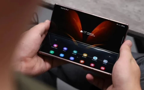 三星Galaxy Z Fold 2迎来2024年3月安全更新，国际及运营商版本全覆盖
