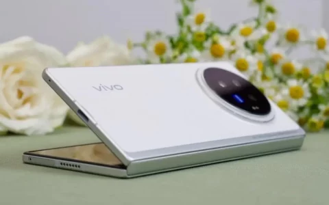 vivo X Fold 3爆料汇总：轻薄设计，极致性能，折叠屏新标杆