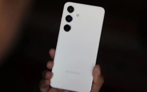 三星提前推出Galaxy S24系列2024年4月安全更新，重点修复摄像头问题