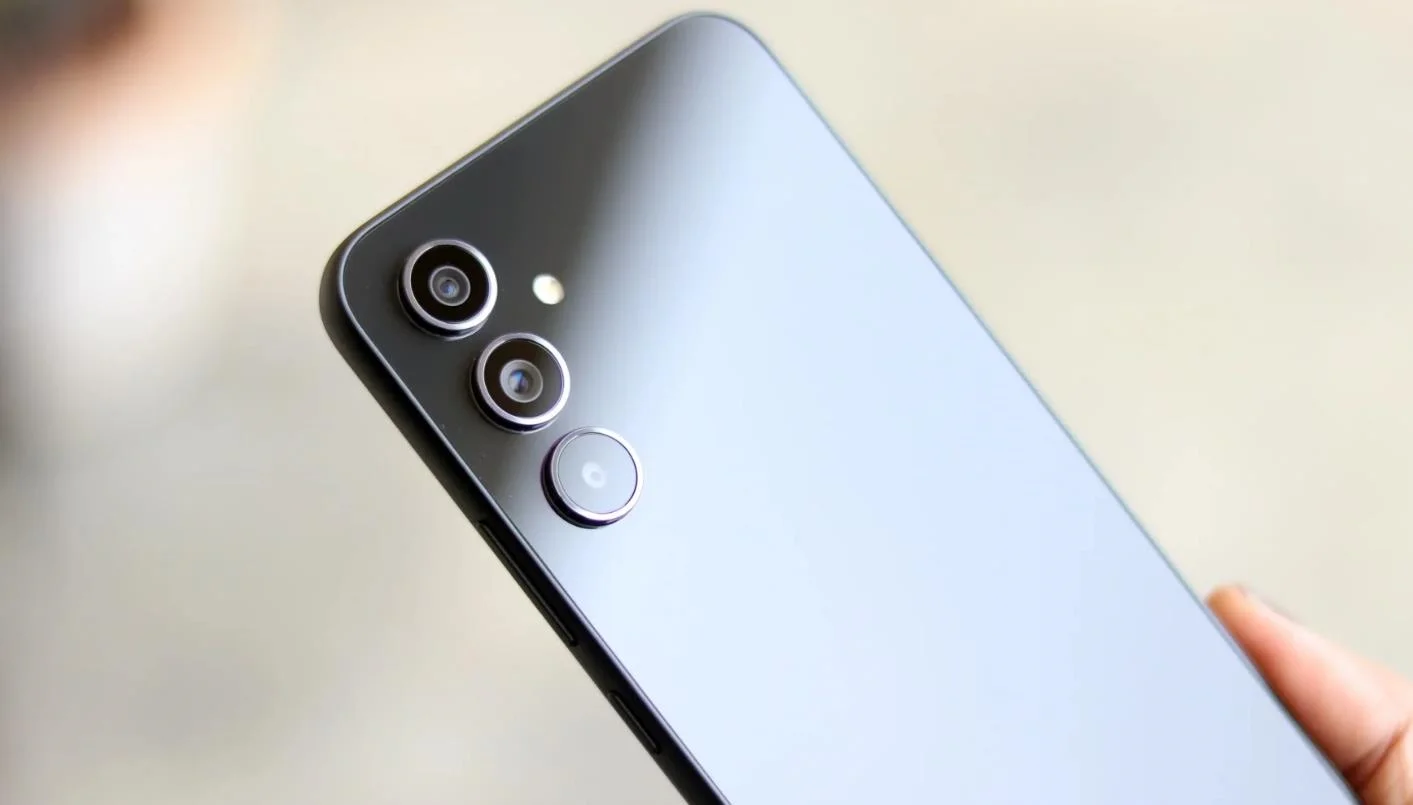 三星Galaxy A54 vs Galaxy A55：相机性能哪款更胜一筹？