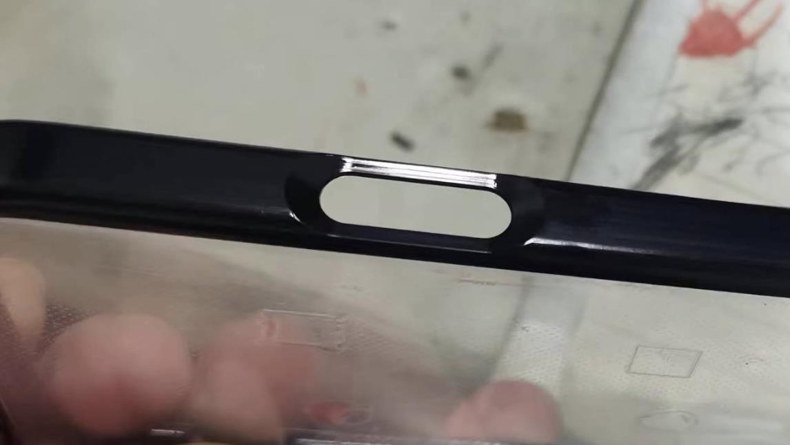 iPhone 16 Pro"捕捉按钮"的传闻因配件泄露而升温