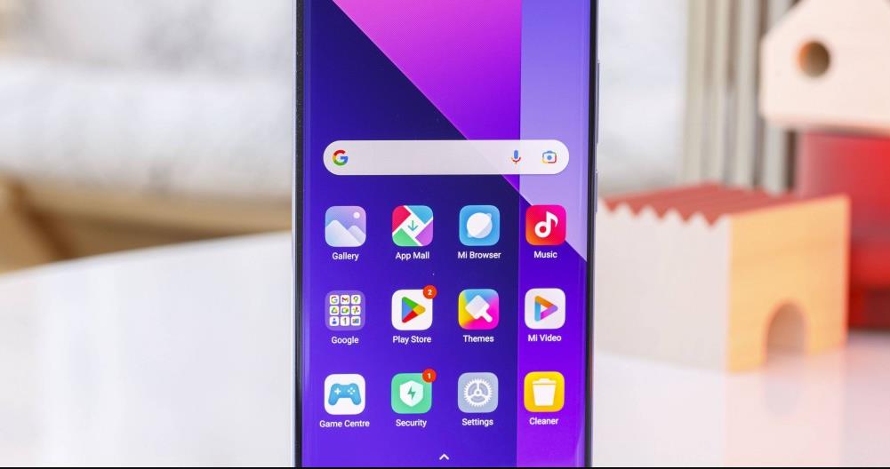 小米子品牌Redmi推出神秘银配色Note 13 Pro+：小米粉丝节专属限量版