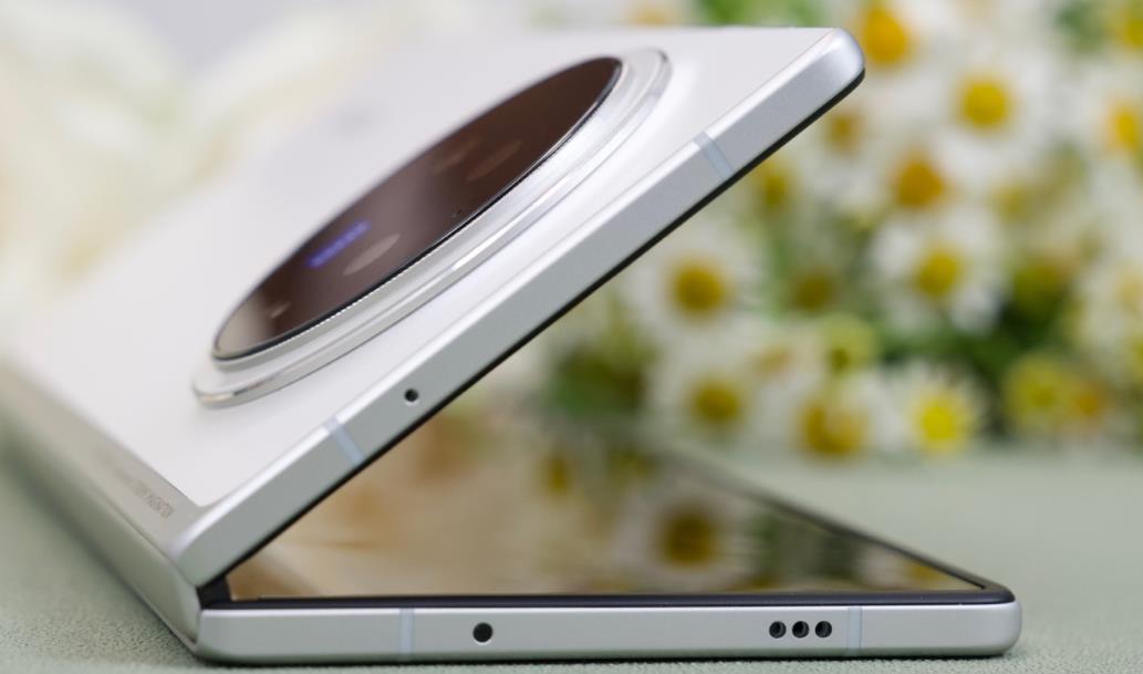 vivo X Fold3系列正式发售，市场表现备受期待