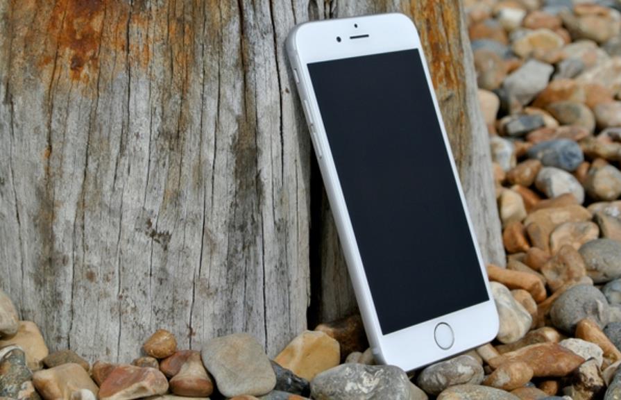 一代神机！iPhone 6 Plus被列入过时产品：开创苹果大屏时代