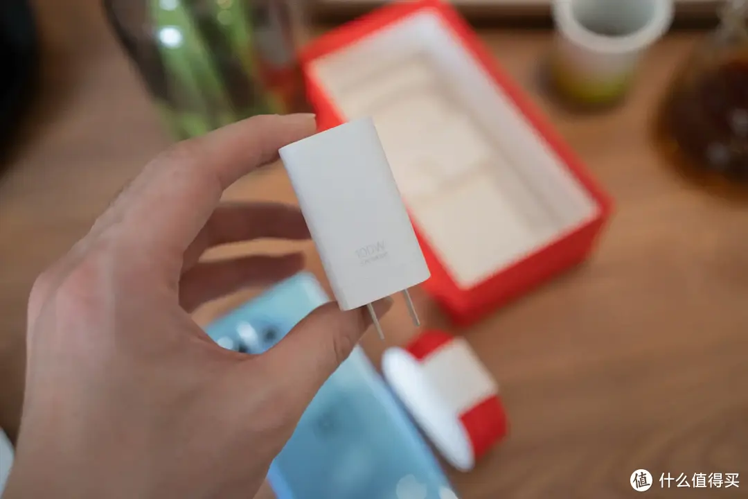 预算3K能买到啥样的手机？连续使用2个月一加ACE3，聊聊我的使用感受