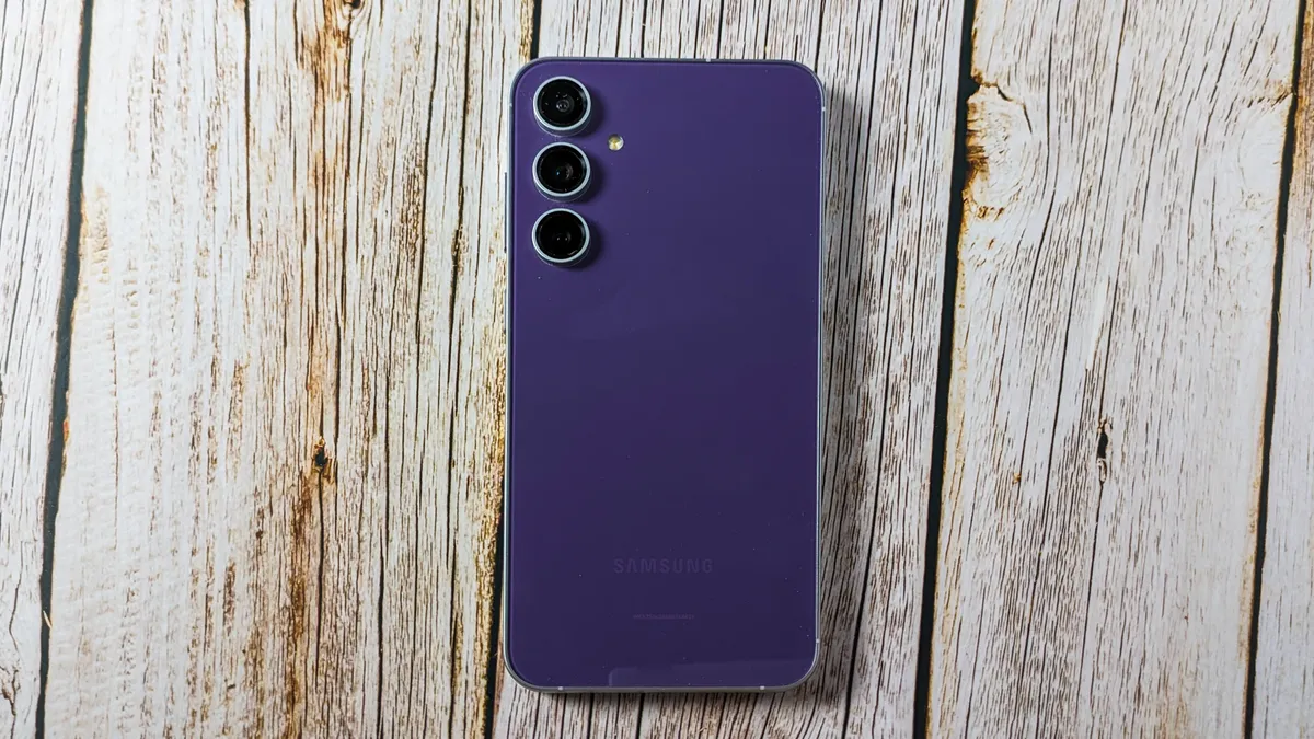 美国亚马逊限时折扣：SAMSUNG Galaxy S23 FE智能手机，长效电池，高性能处理器，仅售549.99美元！