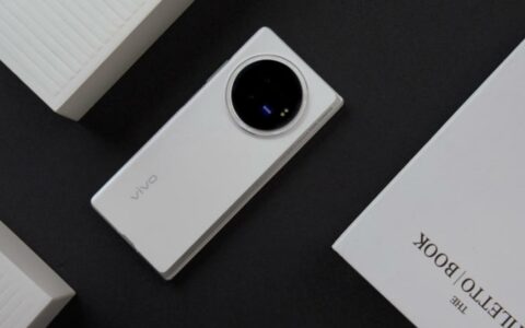 vivo X Fold3体验评测：轻如鸿毛，薄如羽翼，折叠屏的新境界
