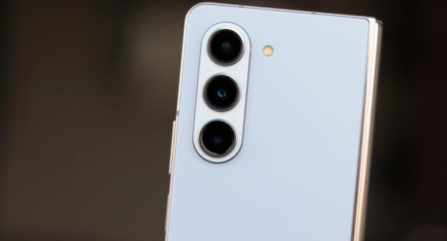 三星Galaxy Z Fold 6传闻：相机配置或维持原状，Ultra版或成摄影升级焦点