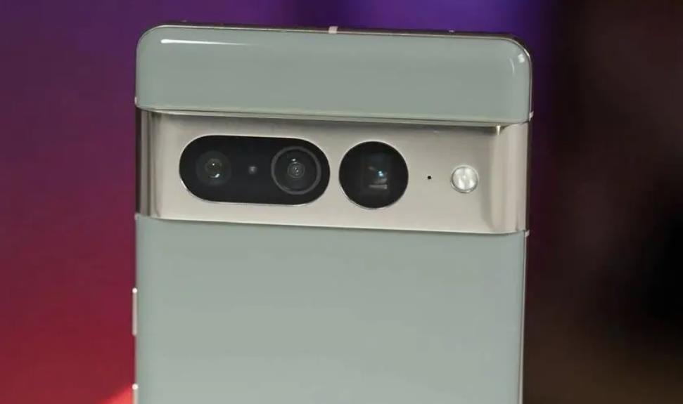 谷歌 Pixel 8 和 Pixel 9 新桌面模式作为未来的三星 DeX 替代品亮相