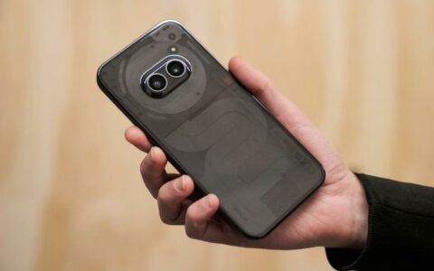 Nothing Phone 2a评测：中档价位，旗舰级体验