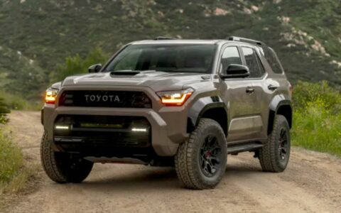 丰田推出全新4Runner SUV：混合动力与高端装饰引领市场新潮流