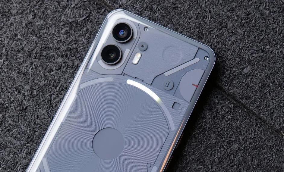 Nothing Phone 2首发优惠：美国亚马逊直降74美元，仅需625美元！