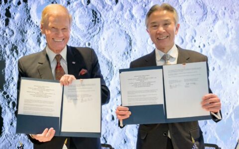 美日携手探月：日本宇航员将成首位非美国籍登月者