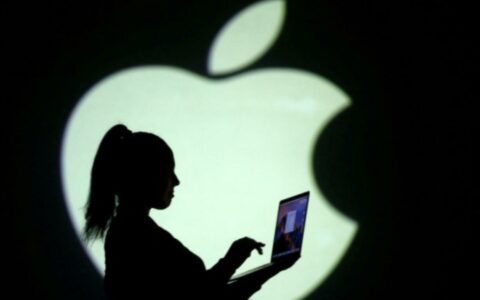 苹果进攻折叠 iPad 关键技术被点名