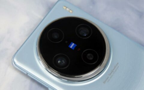 vivo X100 Ultra疑似曝光：旗舰影像升级，或本月亮相