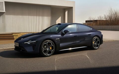小米汽车解答用户疑问：代客泊车、影音流转等功能细节揭晓