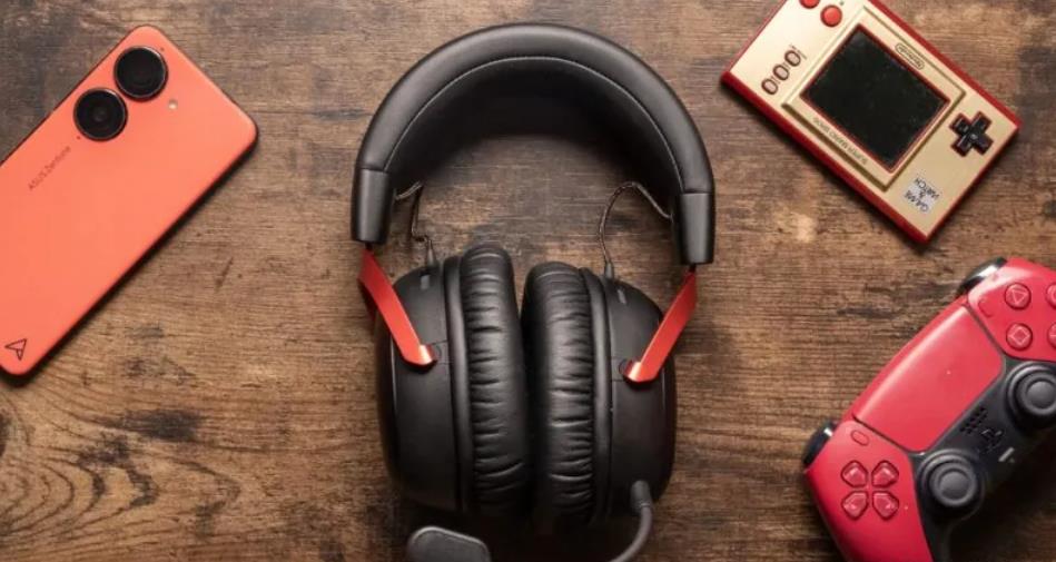 HyperX Cloud III Wireless游戏耳机限时优惠：美国亚马逊仅需114.7美元，直降33%！