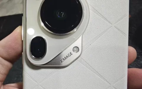 华为pura p70 Ultra与华为mate60 Pro对比：哪个更胜一筹？