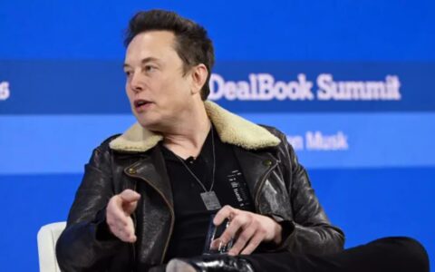 特斯拉股价连续下挫，降价与重组策略引市场担忧