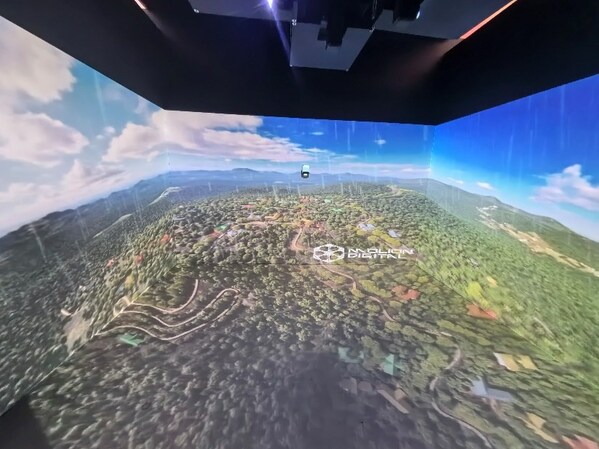 富士胶片再登北京InfoComm 超短焦投影机倾力呈现沉浸式光影现场