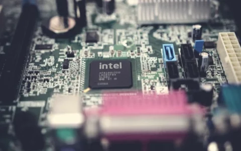 intel公布第1季度财报：营收127.2亿美元，同比增长9%