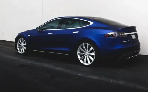 马斯克确认：特斯拉Model 2明年上市