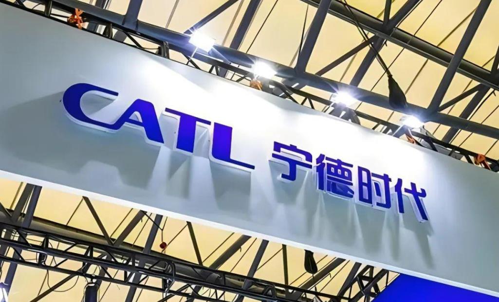 宁德时代CATL与法国达飞海运集团签署合作协议，共推绿色能源转型
