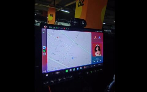 小米SU7推出巨屏CarPlay功能，本月全量推送