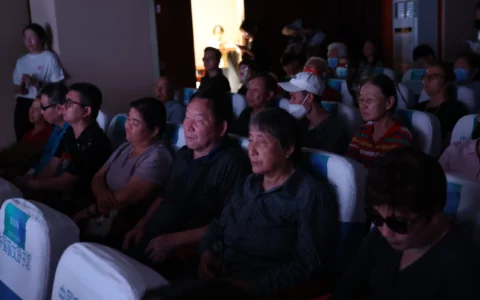 腾讯视频“无障碍剧场”上线，《热辣滚烫》无障碍版当日首映