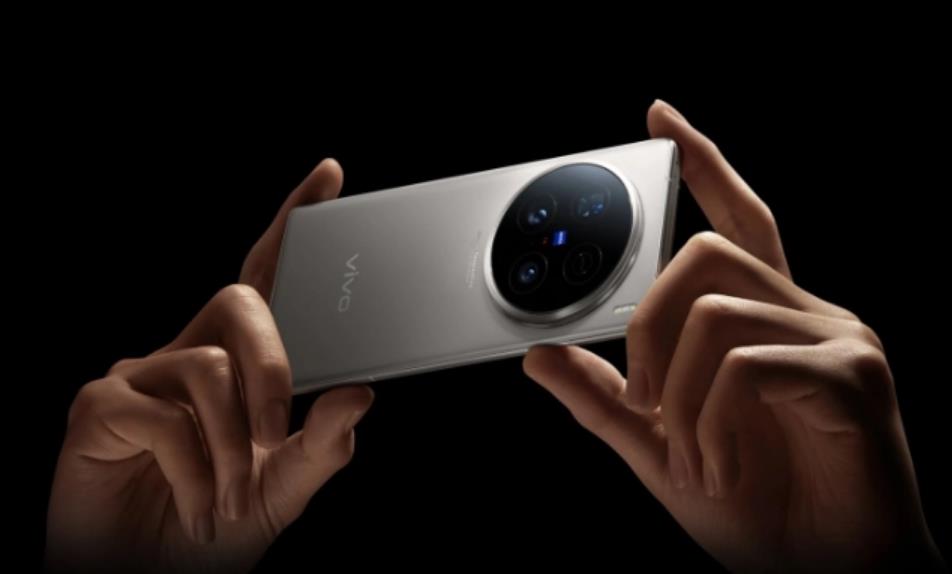 vivo X100 Ultra手机备件价格公布：显示屏优惠价1420元起