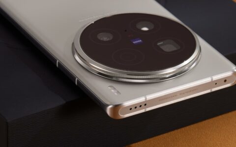 vivo X100 Ultra深度体验：巅峰影像之旅，手感与性能的完美融合