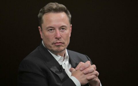 马斯克：人类有望在五年内重返月球，十年内登陆火星