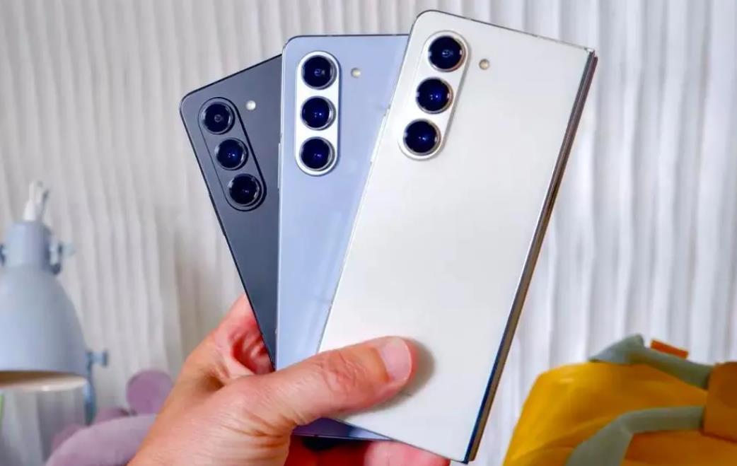 三星Galaxy Z Fold5美国官网限时优惠，仅需1,350美元，还有以旧换新活动