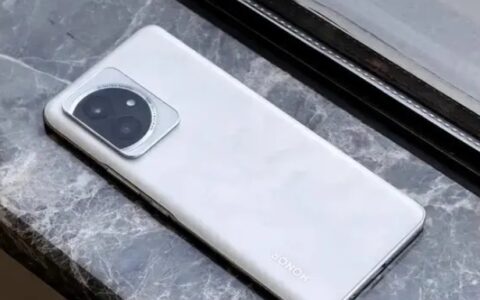 卖不动了吗？12GB+256GB才卖1764元，荣耀四曲屏手机跌至新低