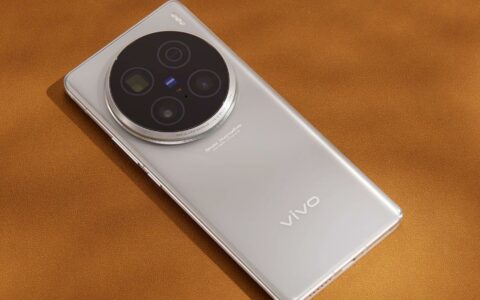vivo X200系列爆料：首发天玑9400处理器，延续直屏设计