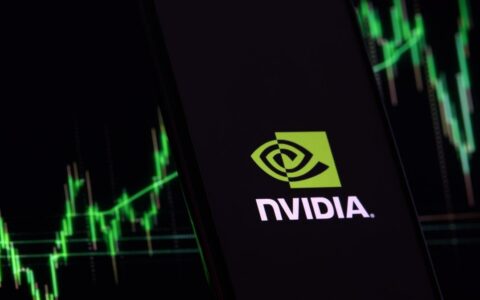 Nvidia市值飙升，挑战苹果与微软霸主地位