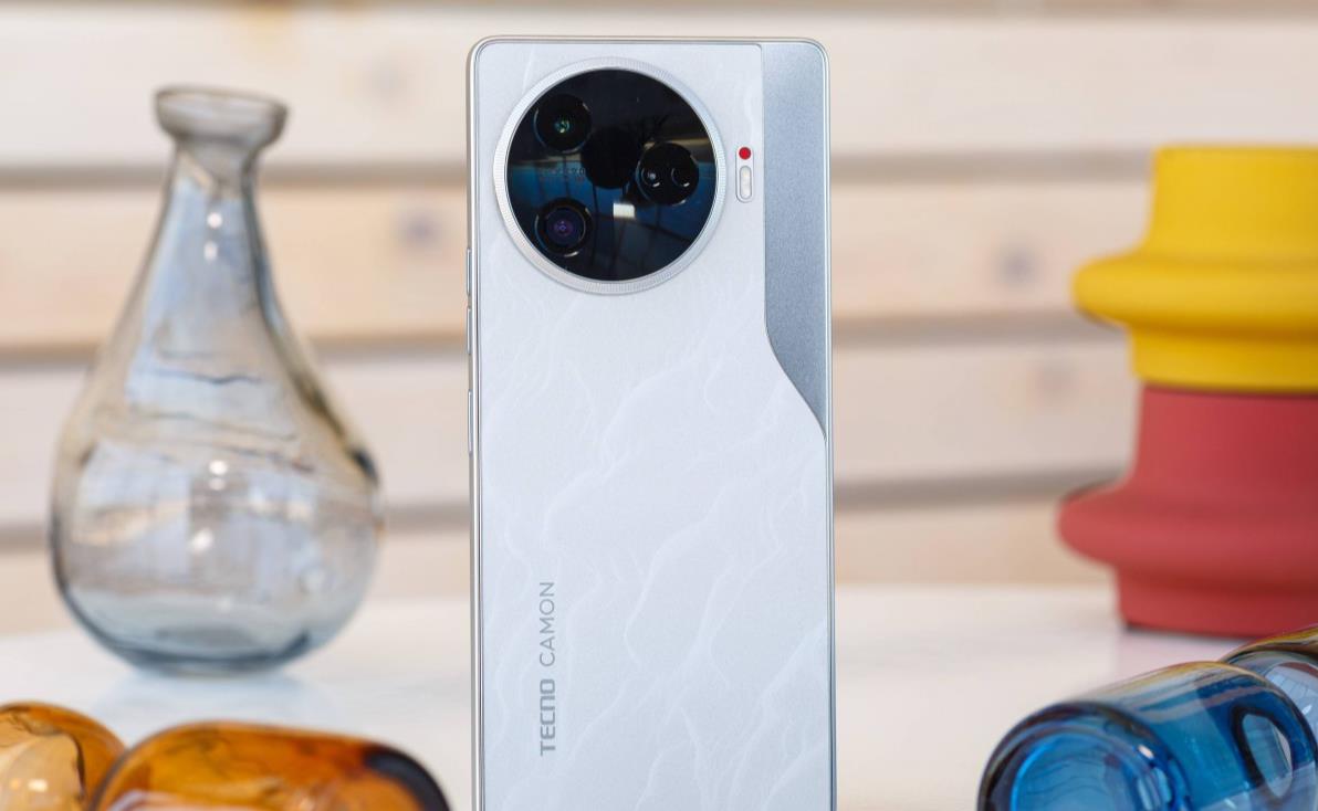 Tecno Camon 30 Pro评测：旗舰性能与设计的完美融合