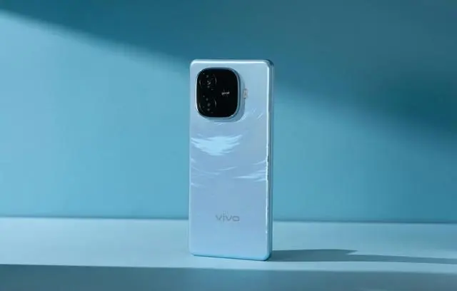 线下手机逆袭！vivo Y200 GT让你体验旗舰级的性能与价格