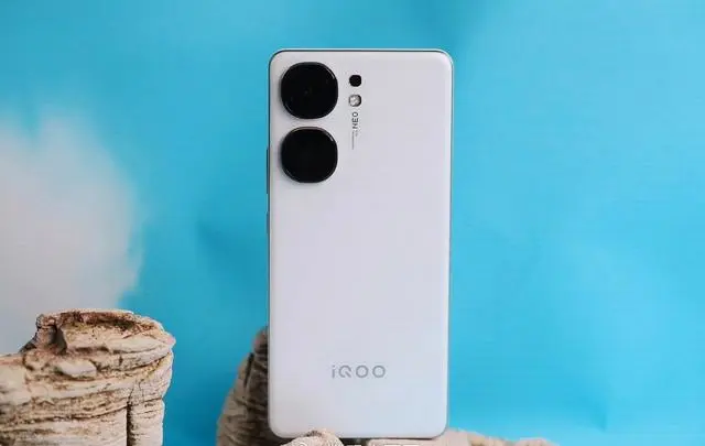 iQOO NEO9S pro性能实测：天玑9300+挑战极限，性价比之王强势来袭