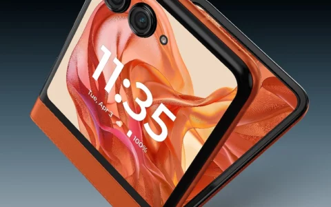 联想moto razr 50评测：竖屏小折叠能否再创品牌辉煌？