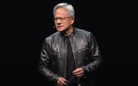 英伟达股价飙升，CEO黄仁勋却在减持公司股票