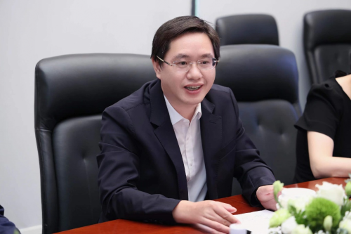 荣耀与北京同仁医院成立联合实验室，绿洲护眼技术达新里程碑