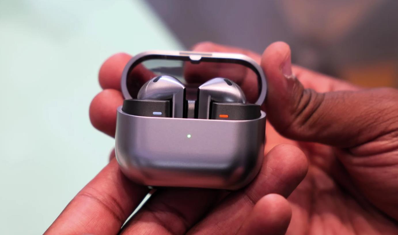 三星Galaxy Buds 3 vs Galaxy Buds 2：全面升级，重塑音频体验