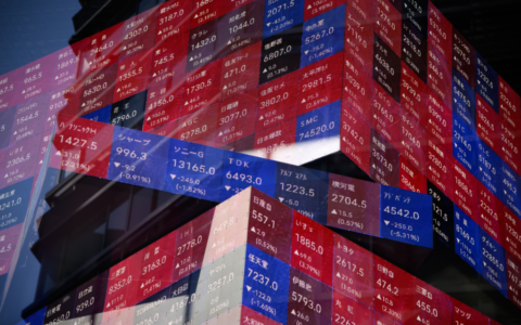 日股受晶片类股拖累翻黑，投资人转向其他板块